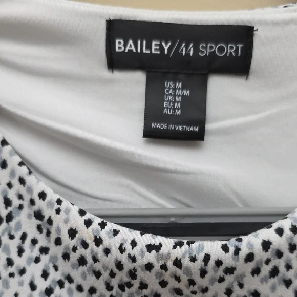 Bailey 44 Monochrome Patterned Sports Bra - Picture 2 of 5